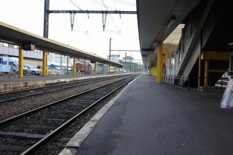 bahnhof