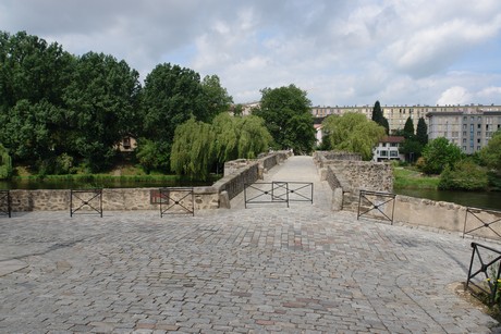 pont-saint-etienne