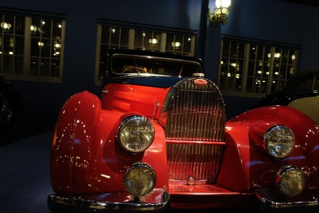 collection-schlumpf-automuseum-luxusautos