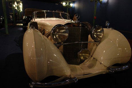 collection-schlumpf-automuseum-luxusautos