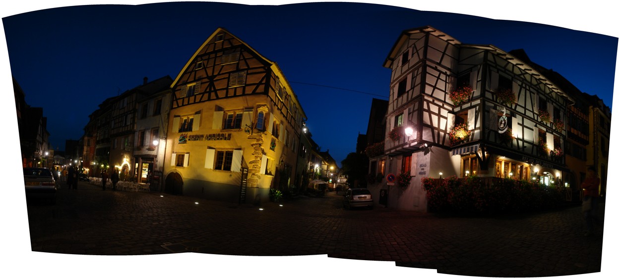 Riquewihr bei Nacht