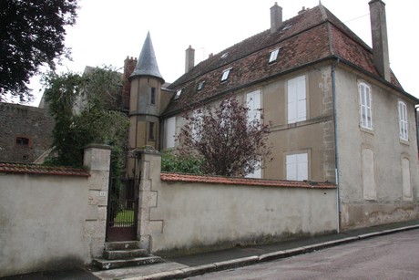 semur-en-auxois