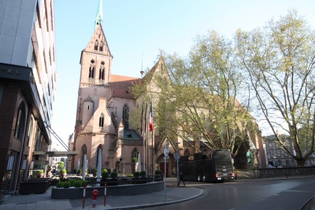eglise-Saint-Pierre-le-Jeune