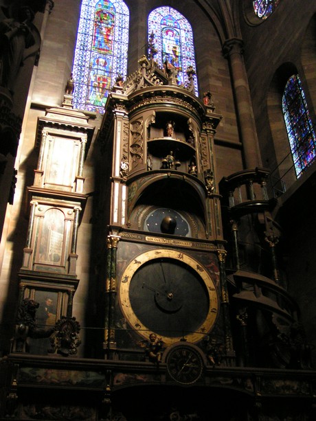 strassburg-muenster-astronomische-uhr