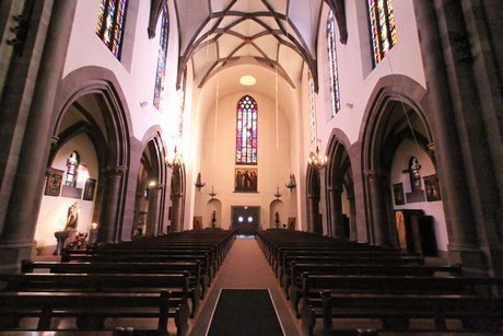eglise-catholique-saint-pierre-le-vieux