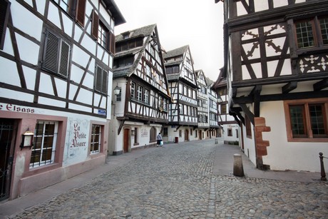 strassburg-am-morgen