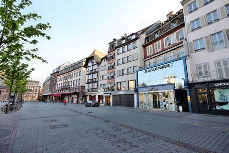 strassburg-am-morgen