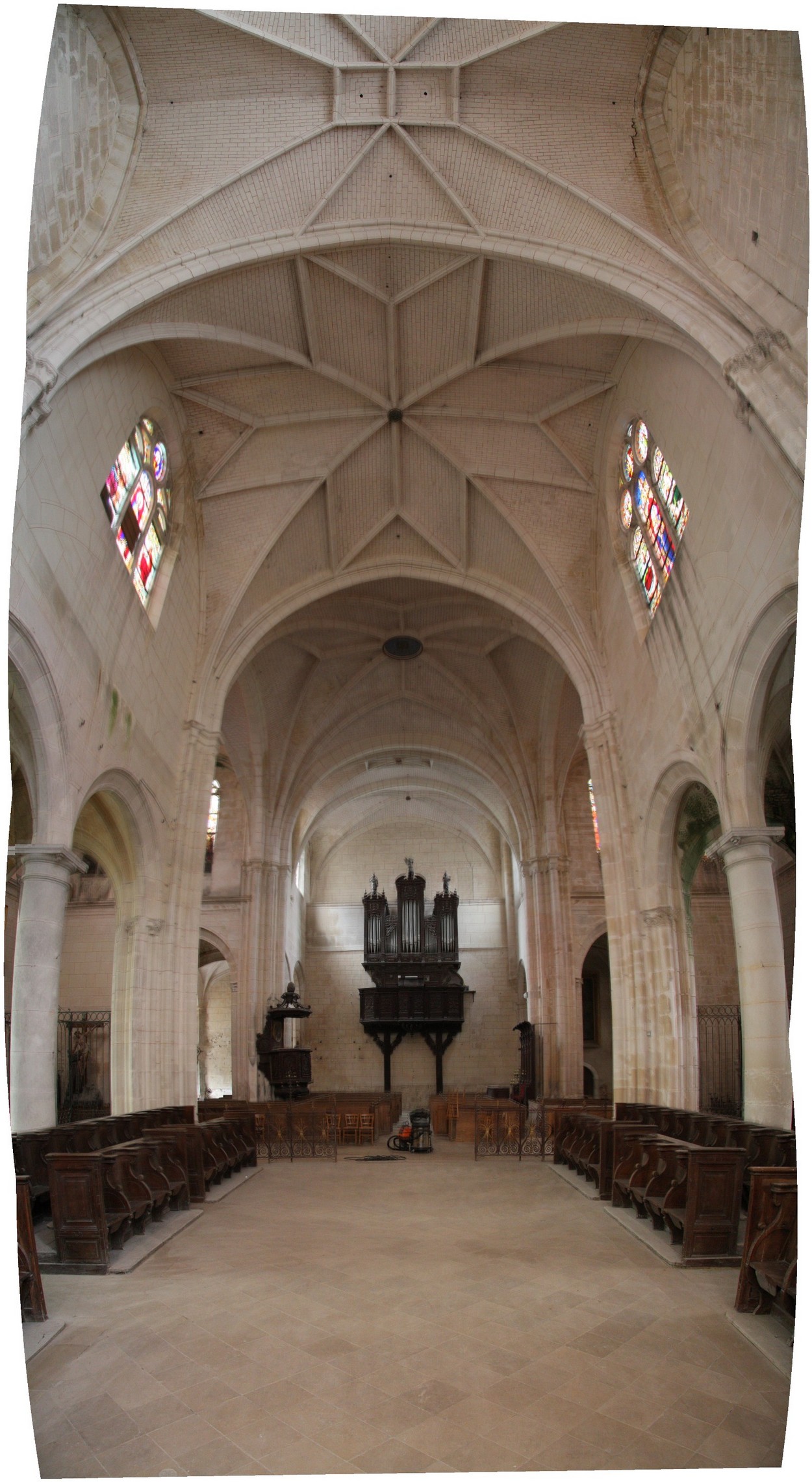 Tonnerre - Eglise Saint Pierre