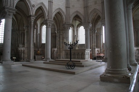 vezelay-basilika