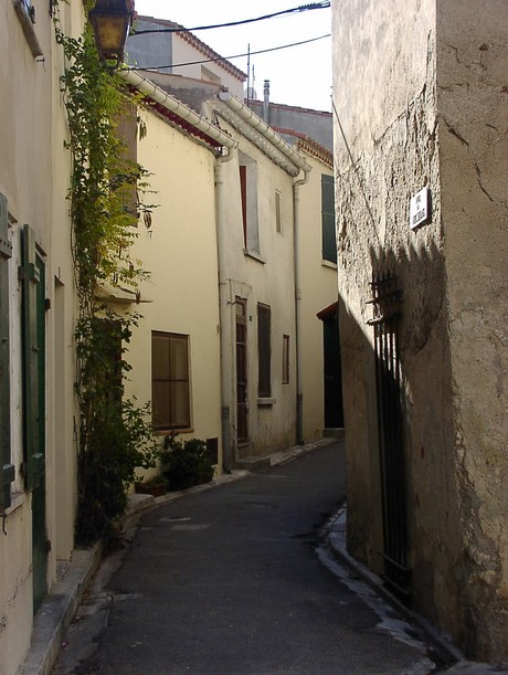 bages