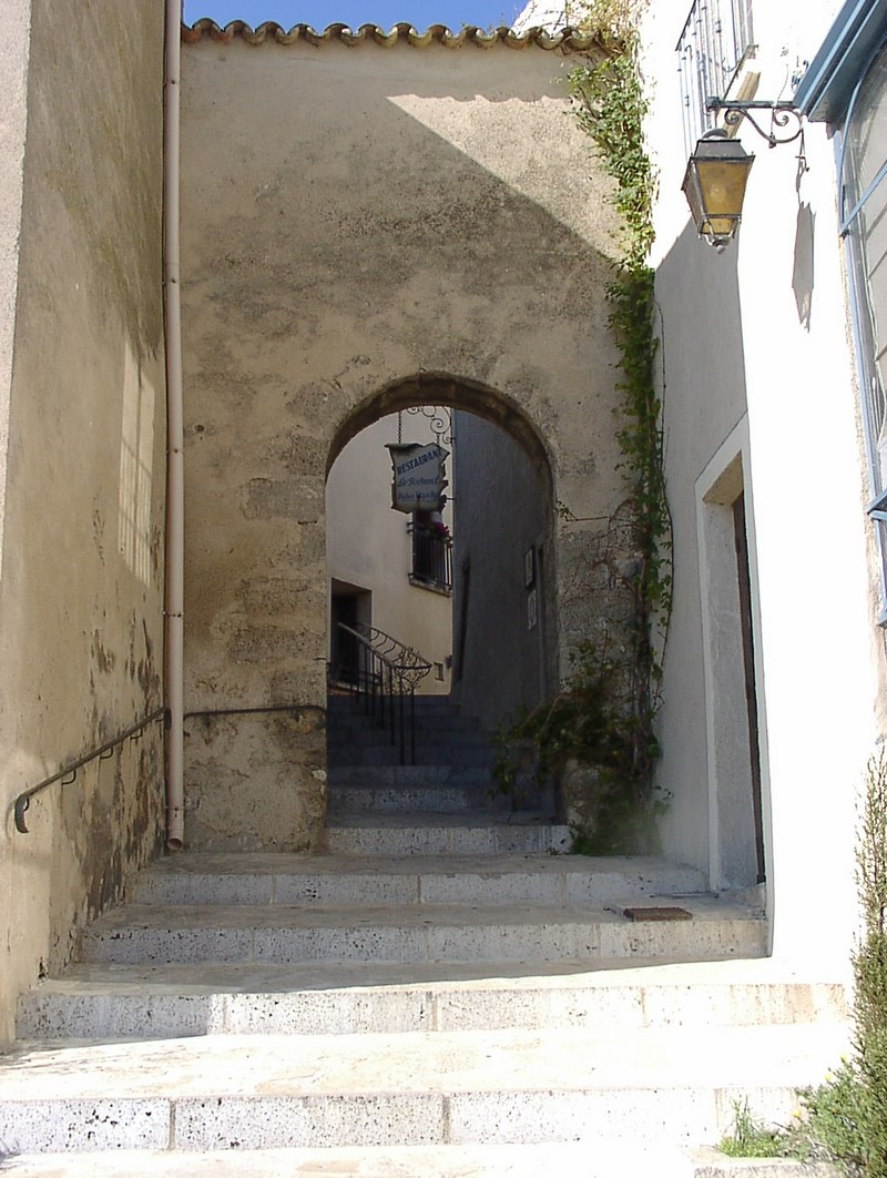 bages