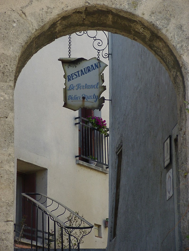 bages