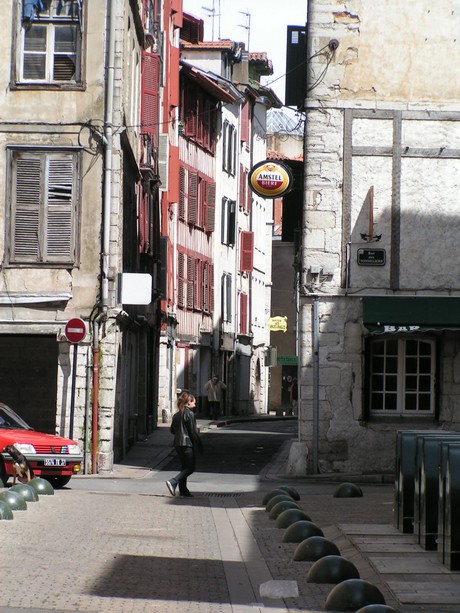 bayonne