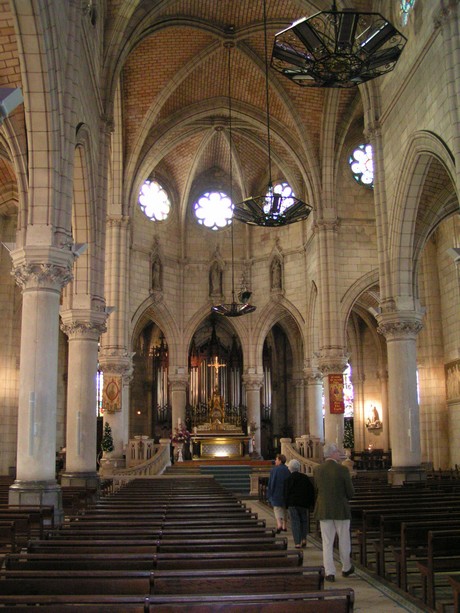 biarritz-eglise-ste-eugenie