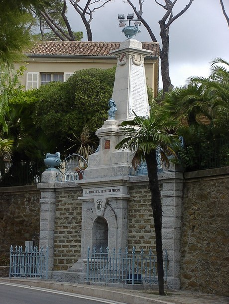 bormes-les-mimosas