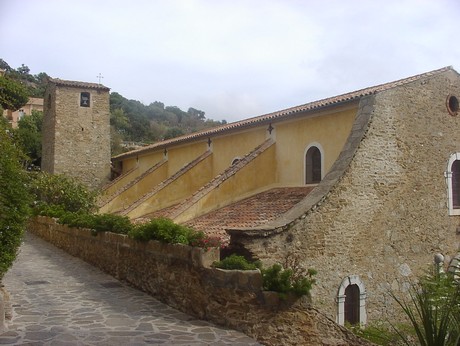 bormes-les-mimosas-kirche