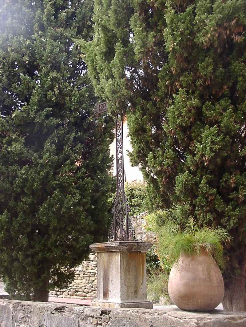 bormes-les-mimosas-kirche