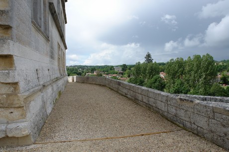 chateau-bourdeilles