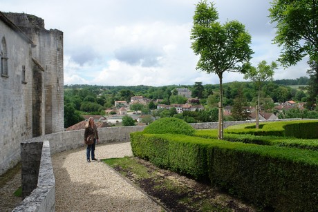 chateau-bourdeilles