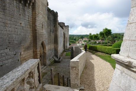 chateau-bourdeilles