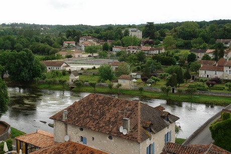 chateau-bourdeilles