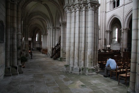 chablis-kirche