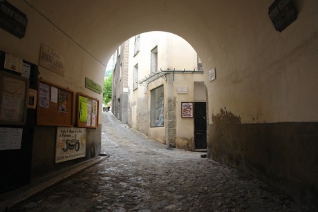 entrevaux