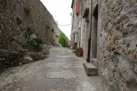 entrevaux