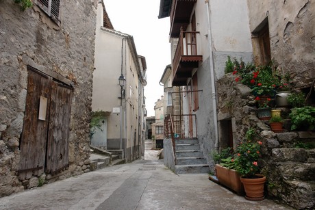 entrevaux