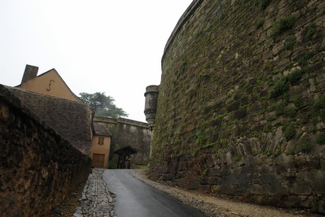 chateau-hautefort