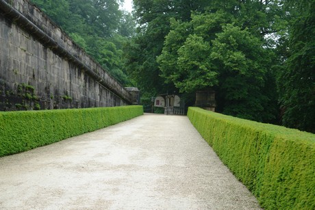 chateau-hautefort