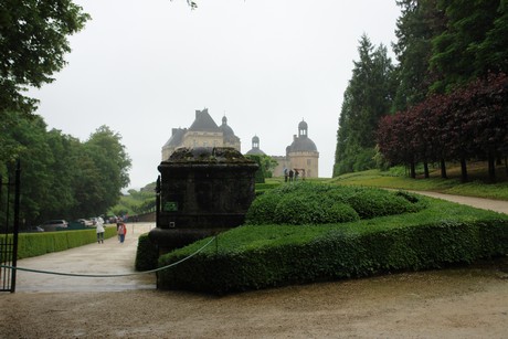 chateau-hautefort