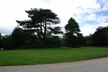 chateau-hautefort