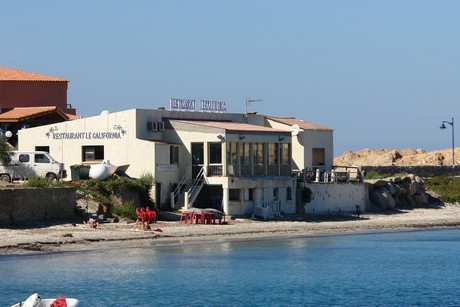 ile-rousse-hafen