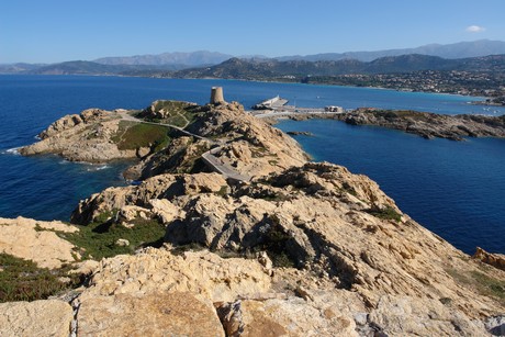 ile-rousse-ile-de-la-pietra