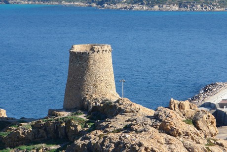 ile-rousse-ile-de-la-pietra