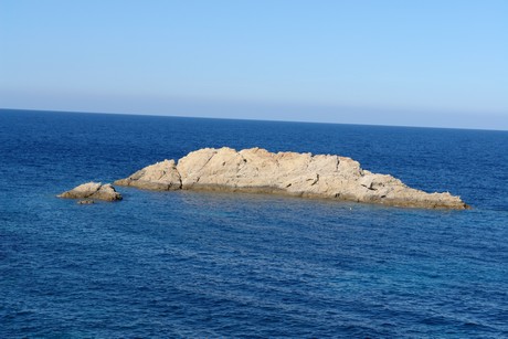 ile-rousse-ile-de-la-pietra