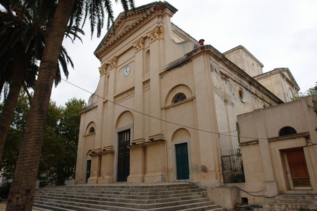 ile-rousse-kirche