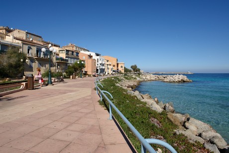 ile-rousse-strand