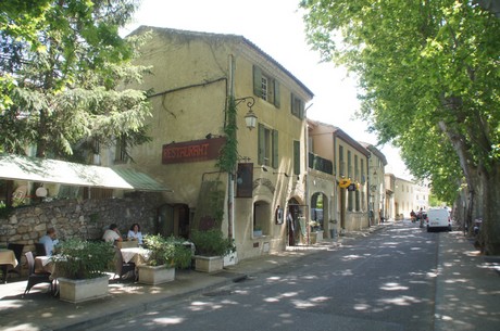 lourmarin