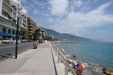 uferpromenade