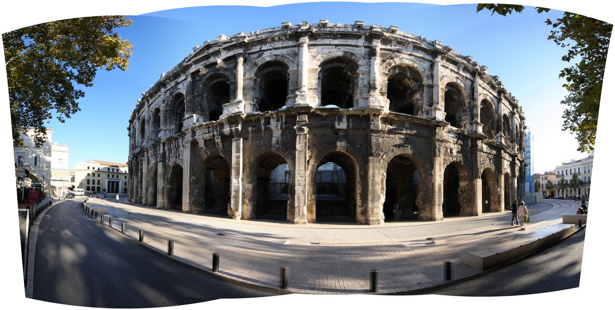 Nimes