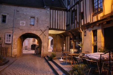 noyers-nacht