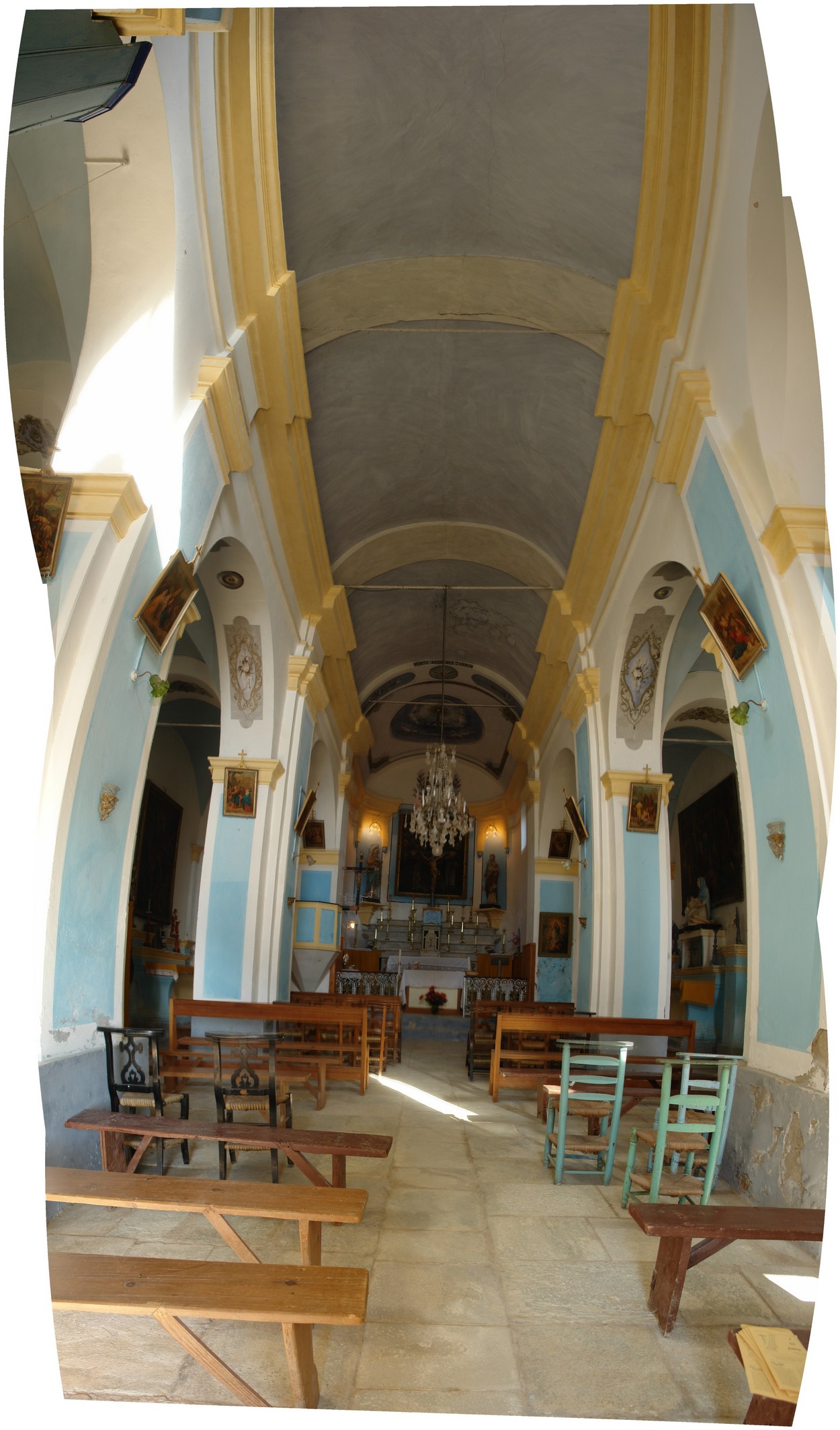 Ogliastro - Kirche