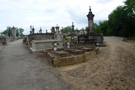 oradour-sur-glane-friedhof