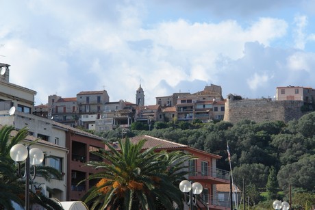 porto-vecchio-hafen