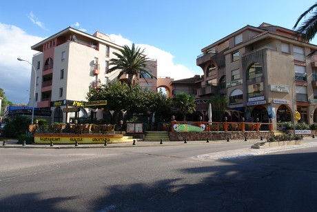 porto-vecchio-hafen