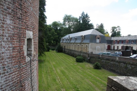 chateau-saint-fargeau