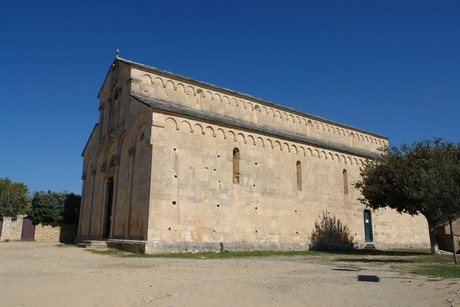 kathedrale-nebbiu