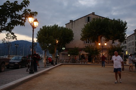 saint-florent-nacht